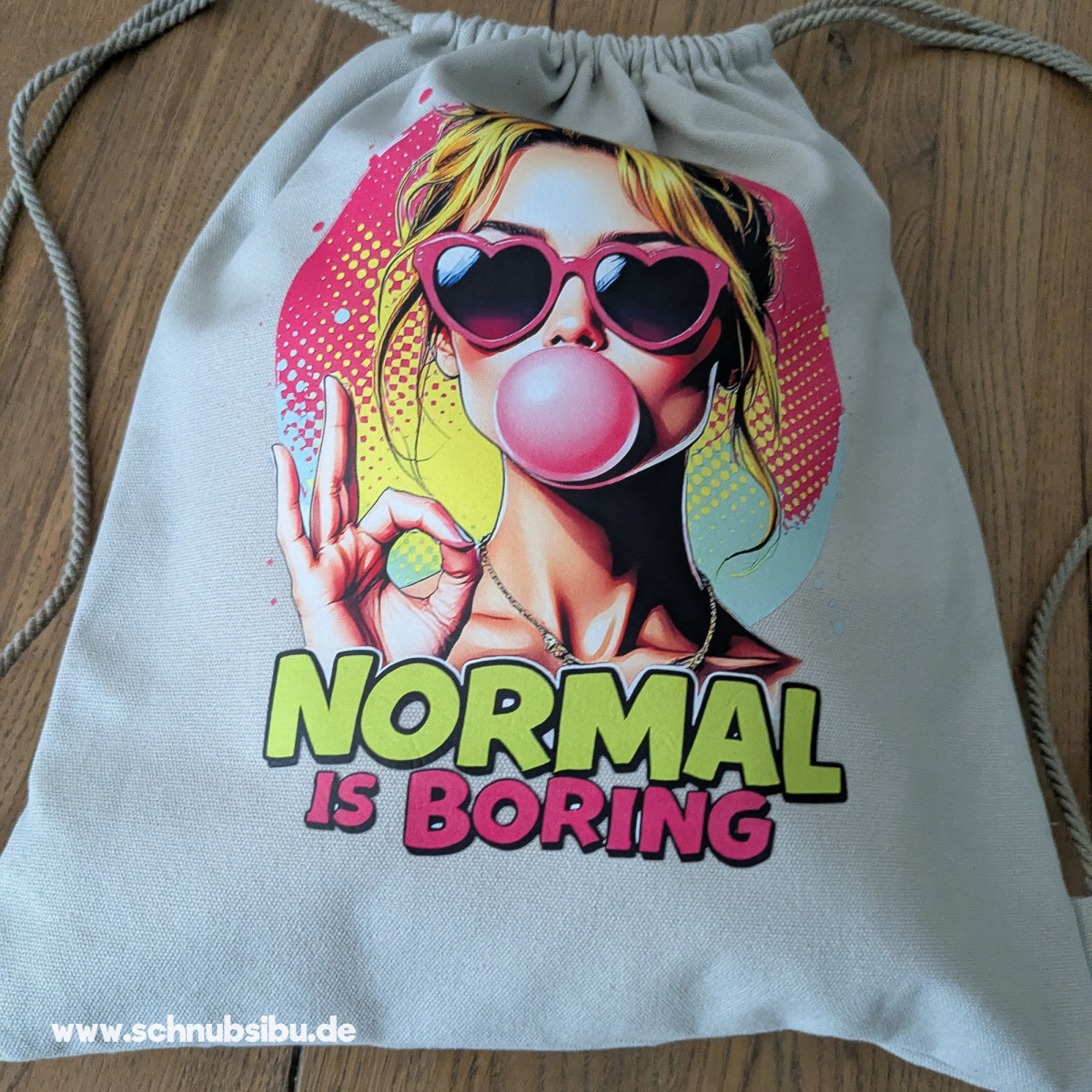 Bügelbild Normal is boring